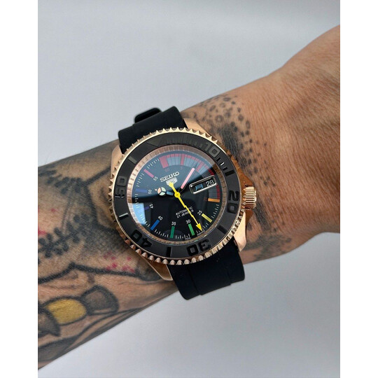 Custom Seiko Mod • Black Rainbow Rose Gold SKX • 42mm